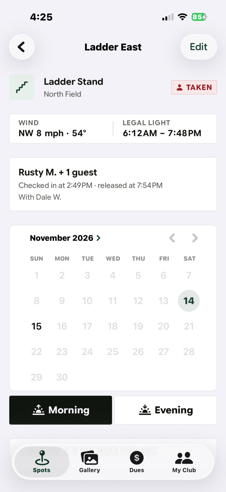 A stand page with wind, legal light, and the booking calendar